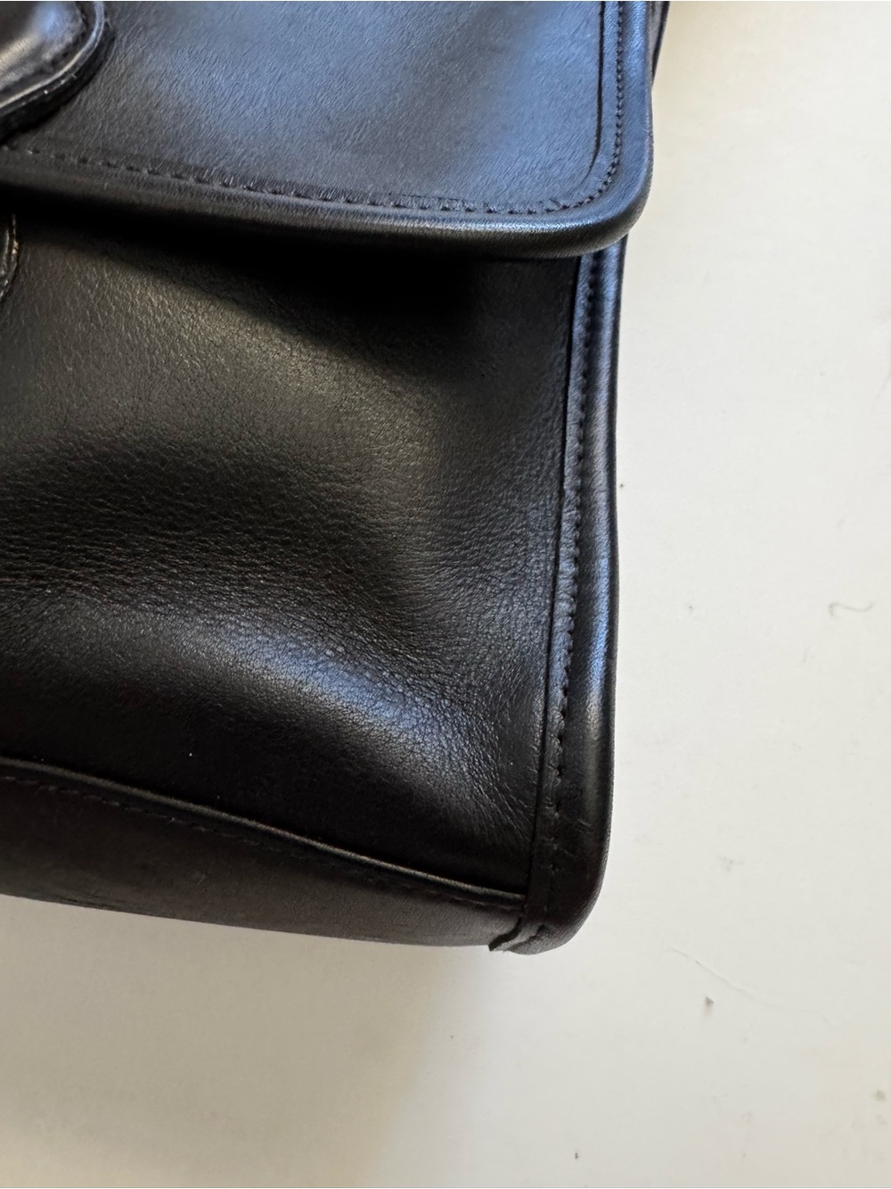 Vintage Coach Black Shelburne Leather Crossbody Bag 9038 - Picture 4 of 11